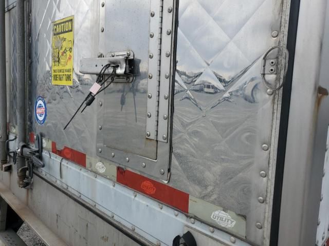 2015 Utility 3000R Refrigerated Van Trailer