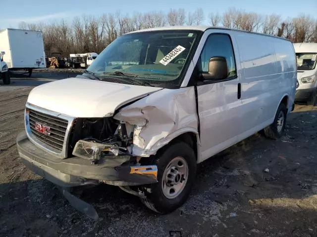 2017 GMC Savana G3500