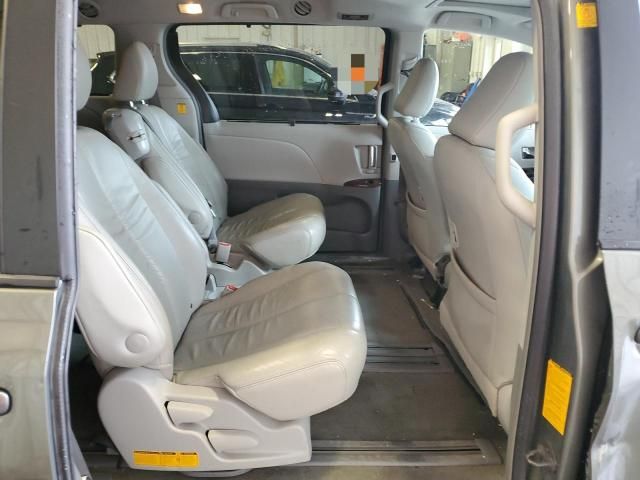 2011 Toyota Sienna XLE