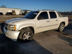 Carros salvage a la venta en subasta: 2010 Chevrolet Avalanche LTZ