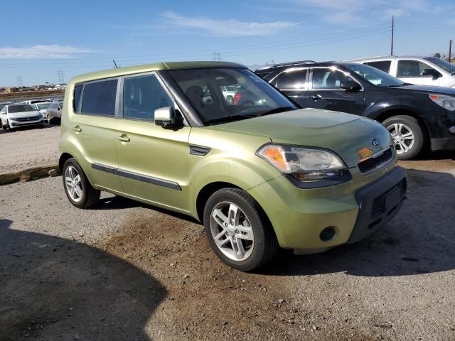 2011 KIA Soul +