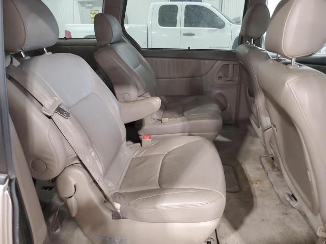 2006 Toyota Sienna XLE