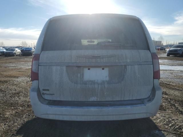 2014 Chrysler Town & Country Touring L