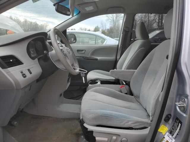 2011 Toyota Sienna LE