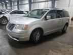 2009 Chrysler Town & Country Touring