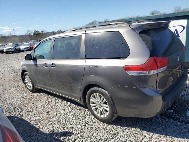 2011 Toyota Sienna XLE