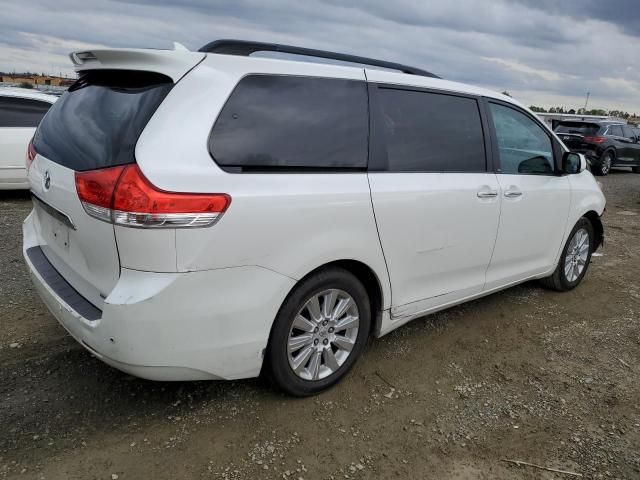 2011 Toyota Sienna XLE