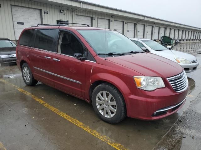 2015 Chrysler Town & Country Touring