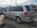 2009 Chrysler Town & Country Touring