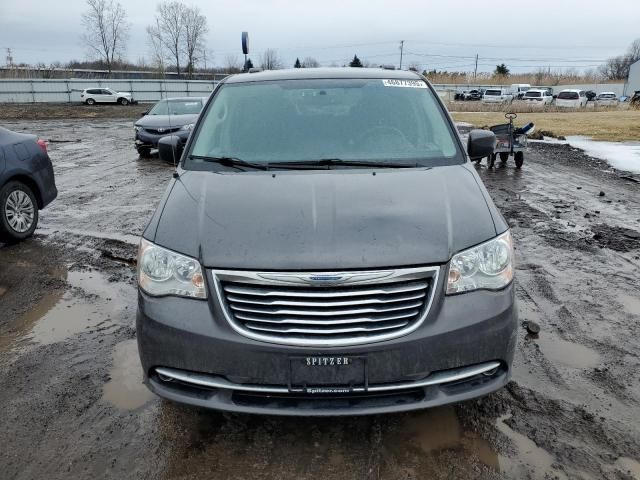 2015 Chrysler Town & Country Touring