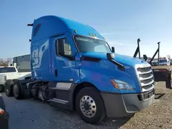 Salvage trucks for sale at Wilmer, TX auction: 2022 Freightliner Cascadia 126