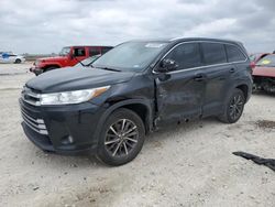 Salvage cars for sale from Copart Taylor, TX: 2017 Toyota Highlander SE