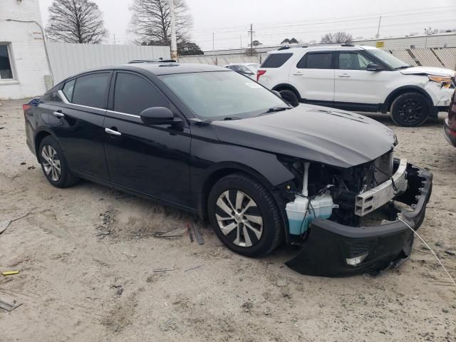 2019 Nissan Altima S