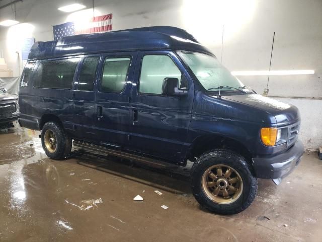 2003 Ford Econoline E350 Super Duty Wagon