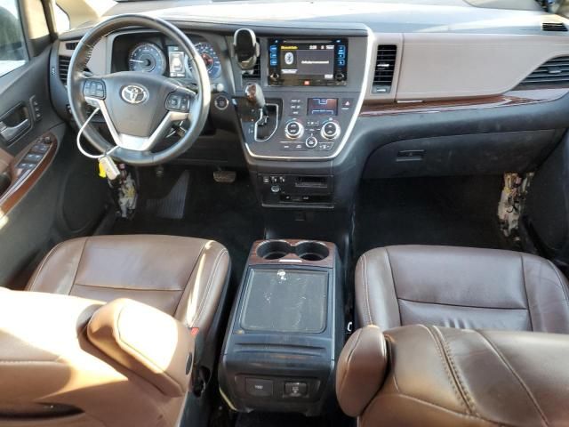 2015 Toyota Sienna XLE