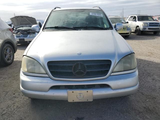 2000 Mercedes-Benz ML 320