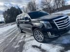 2016 Cadillac Escalade ESV Luxury