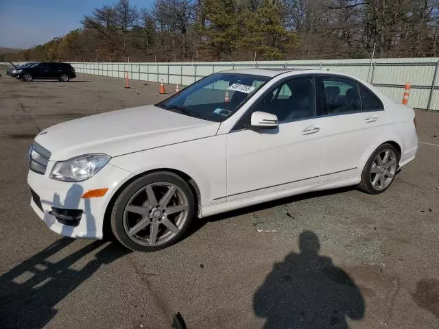 2014 Mercedes-Benz C 250