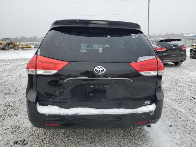 2012 Toyota Sienna XLE