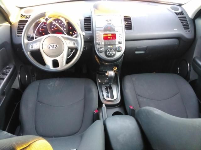 2010 KIA Soul +