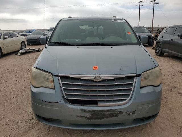 2010 Chrysler Town & Country Touring