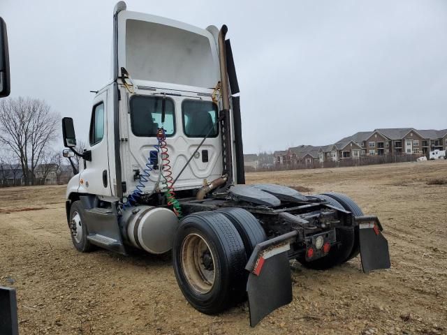 2016 Freightliner Cascadia 125