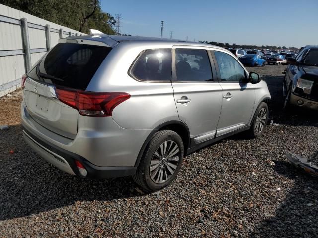 2020 Mitsubishi Outlander SE