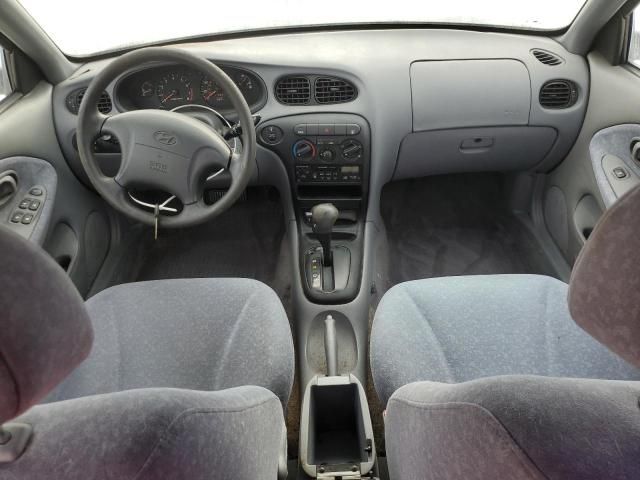 2000 Hyundai Elantra GLS