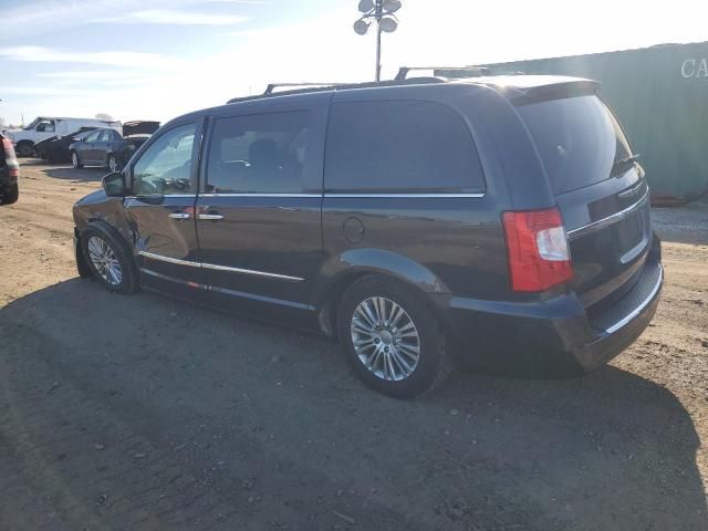 2013 Chrysler Town & Country Touring L