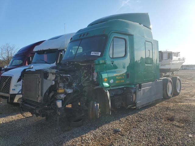 2015 Freightliner Cascadia Semi Truck