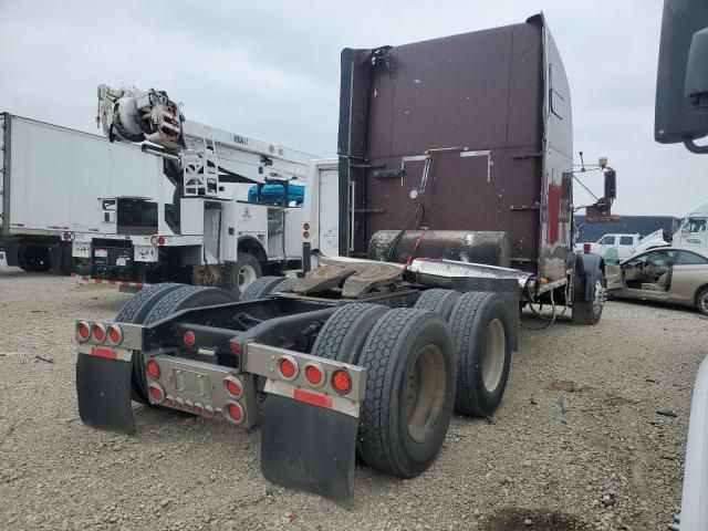 2003 Freightliner Conventional FLD132 XL Classic