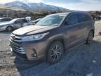 2017 Toyota Highlander SE