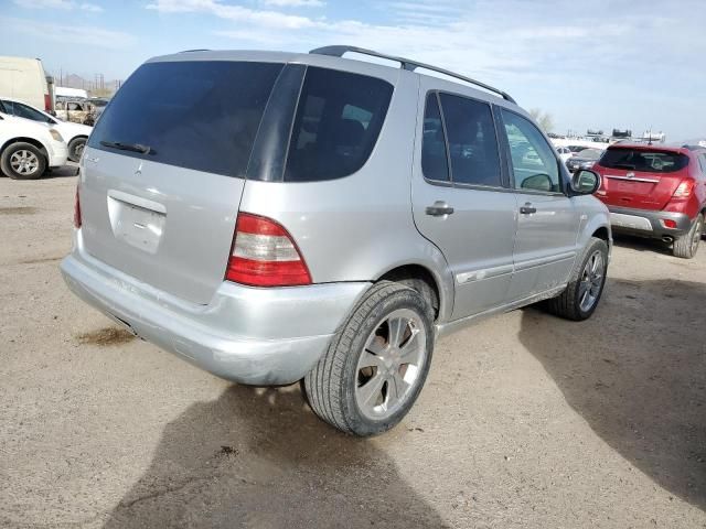 2000 Mercedes-Benz ML 320