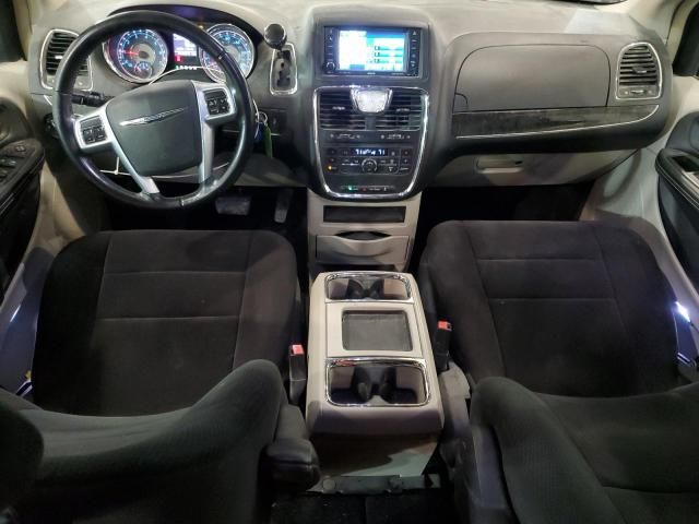 2011 Chrysler Town & Country Touring