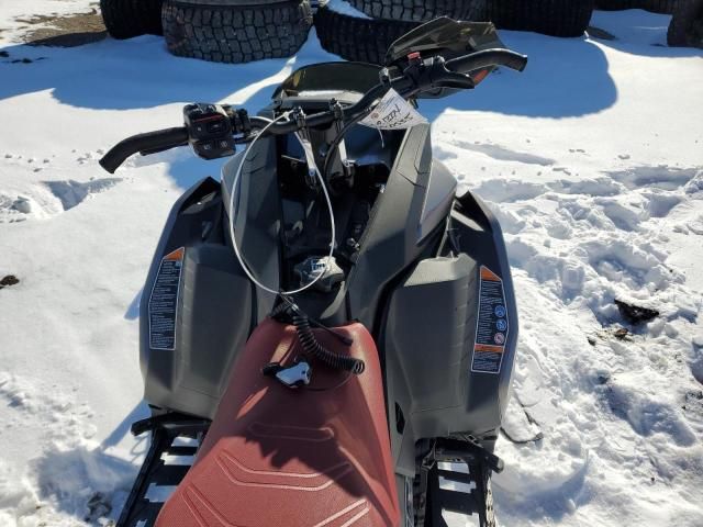 2023 Polaris Snowmobile