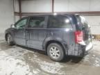 2010 Chrysler Town & Country LX