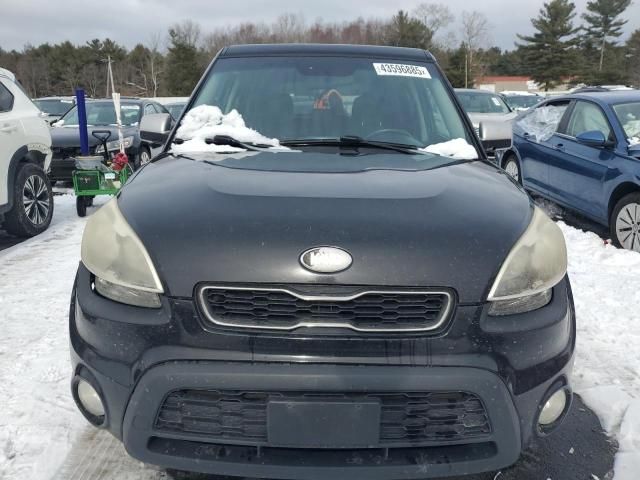 2013 KIA Soul +