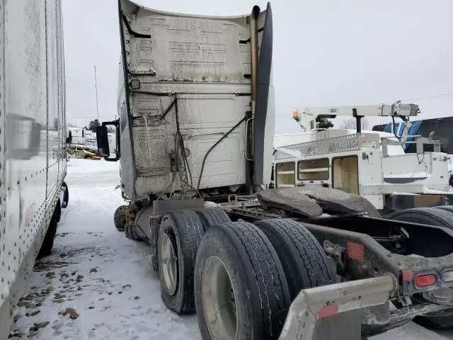 2024 Volvo VN VNL