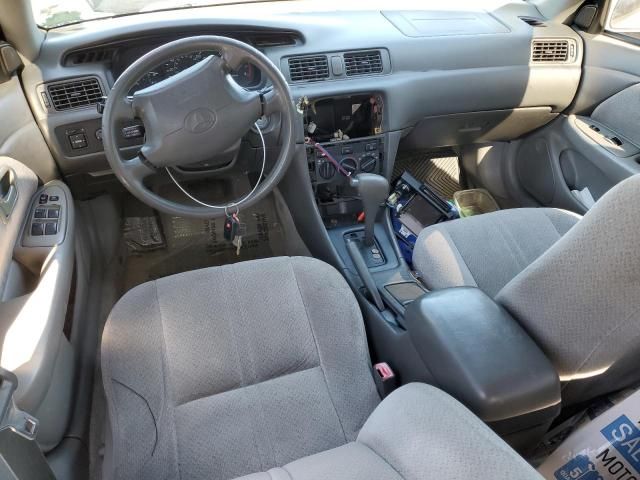 2000 Toyota Camry CE