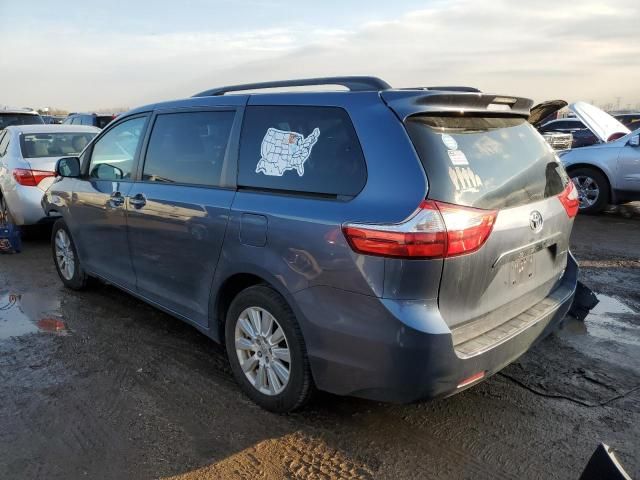 2017 Toyota Sienna LE