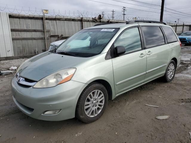 2008 Toyota Sienna XLE