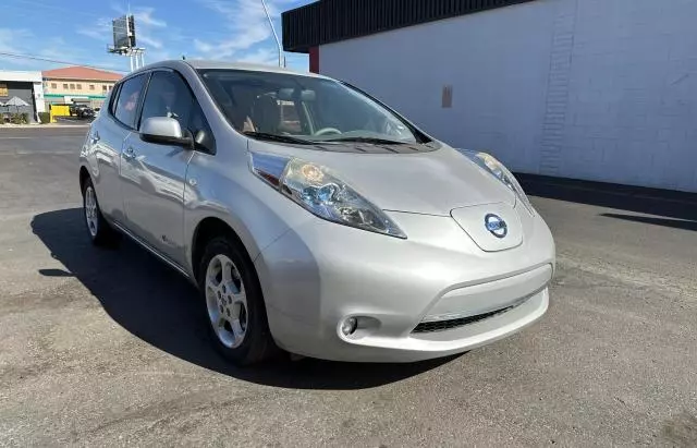 2012 Nissan Leaf SV