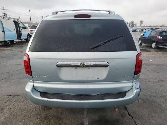 2002 Chrysler Town & Country Limited