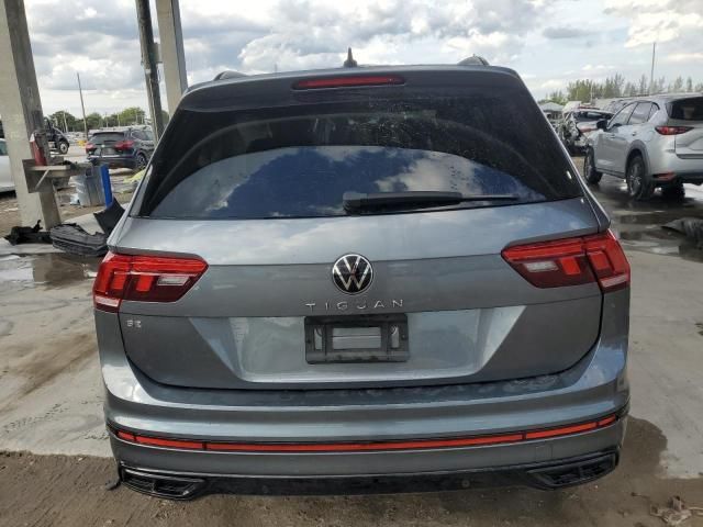 2022 Volkswagen Tiguan SE R-LINE Black