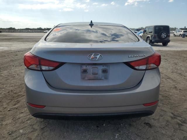 2015 Hyundai Elantra SE