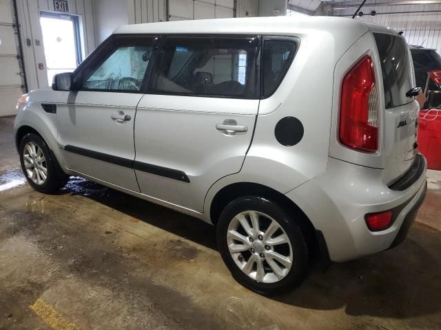 2013 KIA Soul +