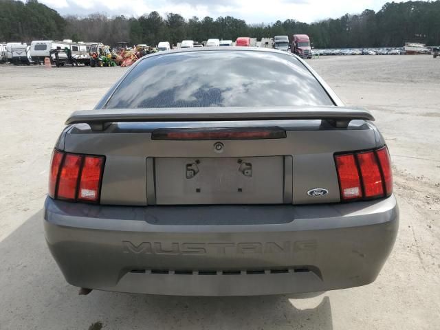 2004 Ford Mustang