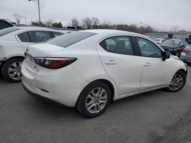 2017 Toyota Yaris IA