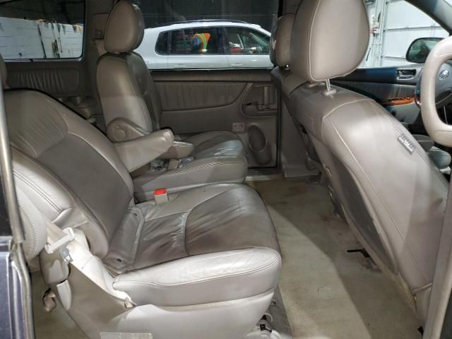 2009 Toyota Sienna XLE