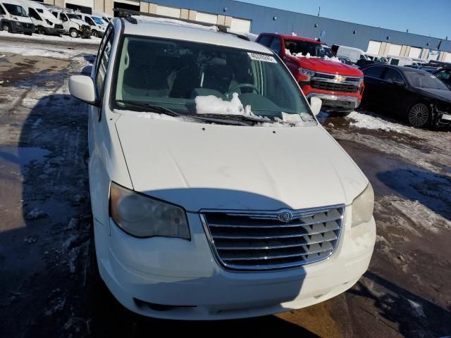 2010 Chrysler Town & Country Touring